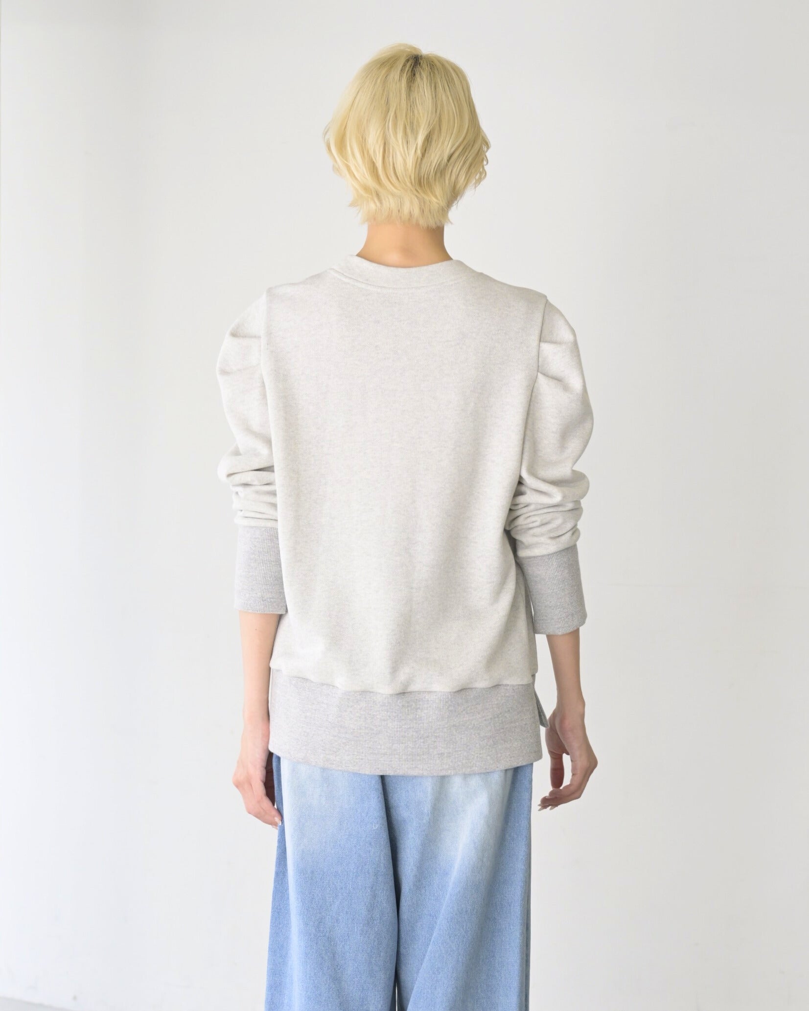 ラメスウェットトップス