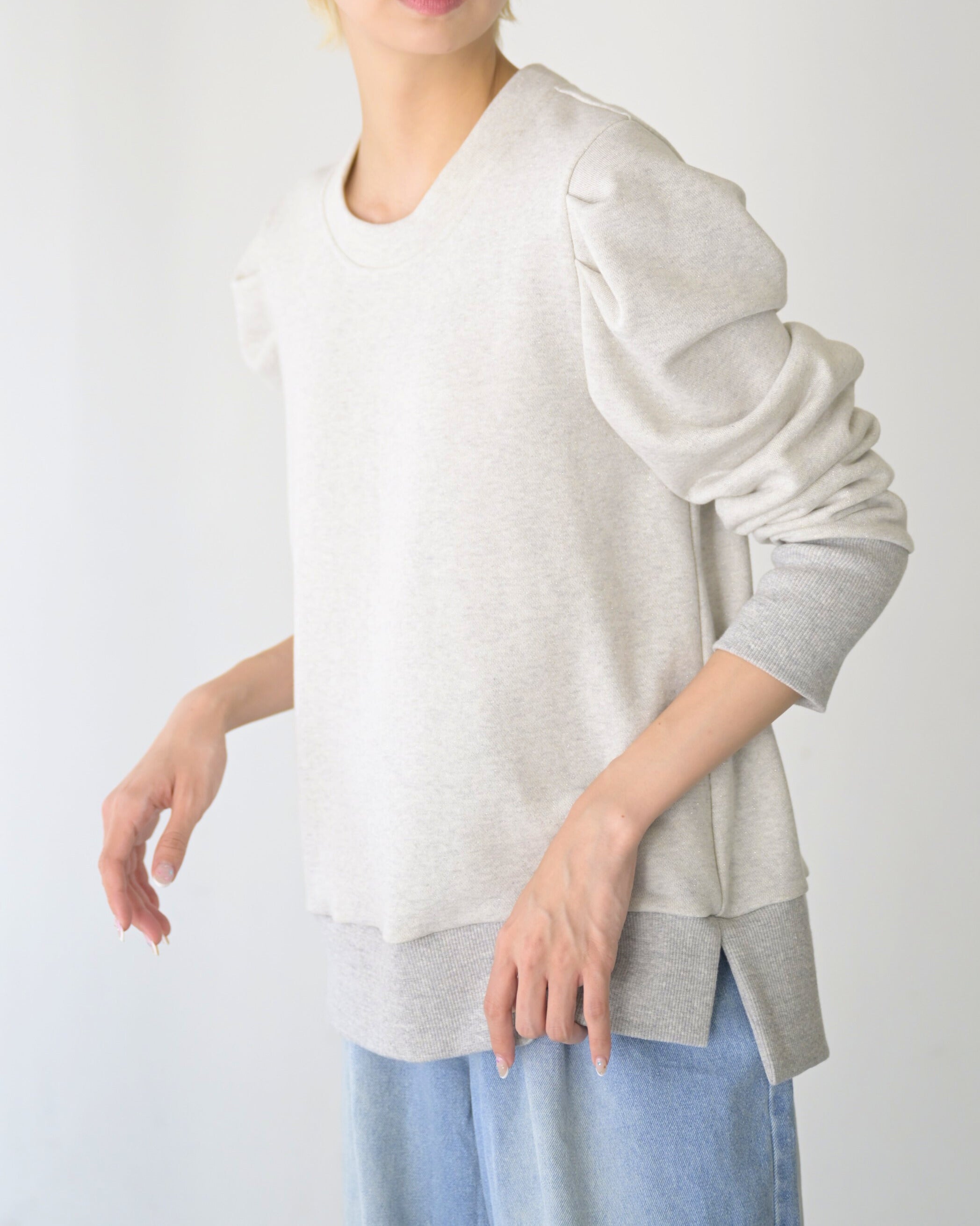 ラメスウェットトップス