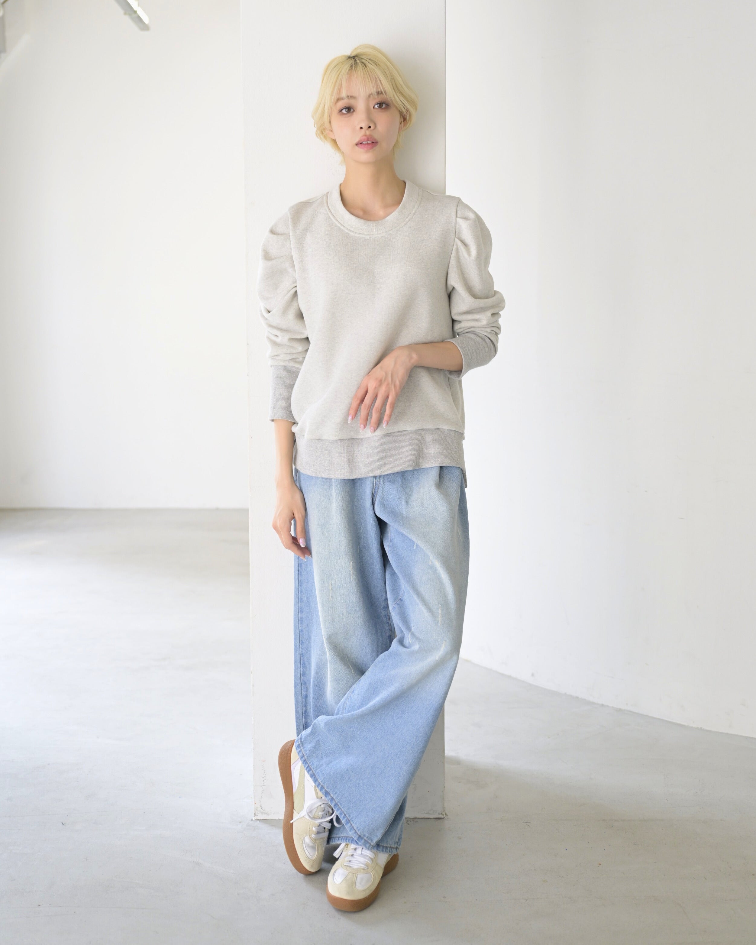 ラメスウェットトップス