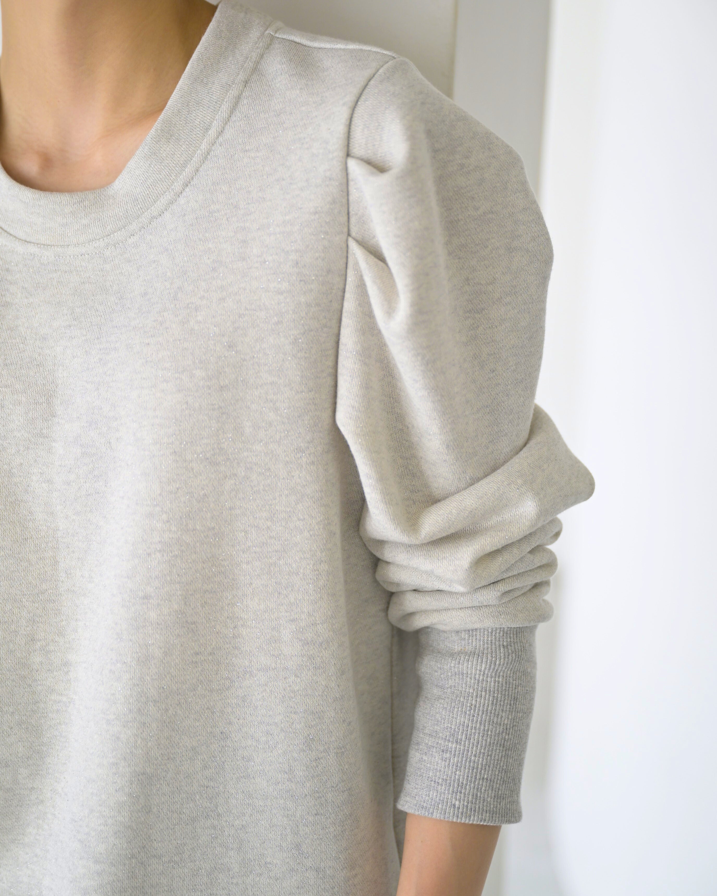 ラメスウェットトップス